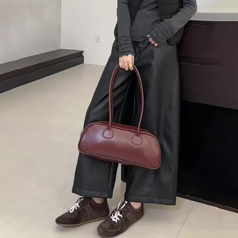 欧货高端定制黑色大码阔腿皮裤女