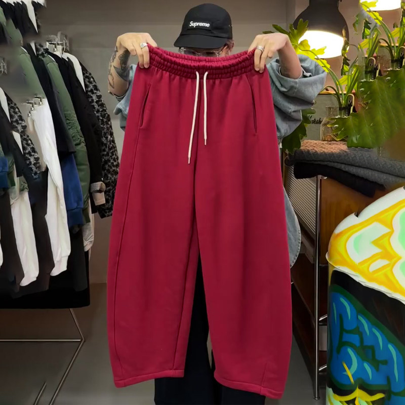 欧货高端定制红色大码阔腿裤女2025秋冬新款加厚抽绳慵懒弯刀卫裤,女装/女士精品,大码裤装,淘宝优惠券,粉丝福利购,淘宝优惠卷