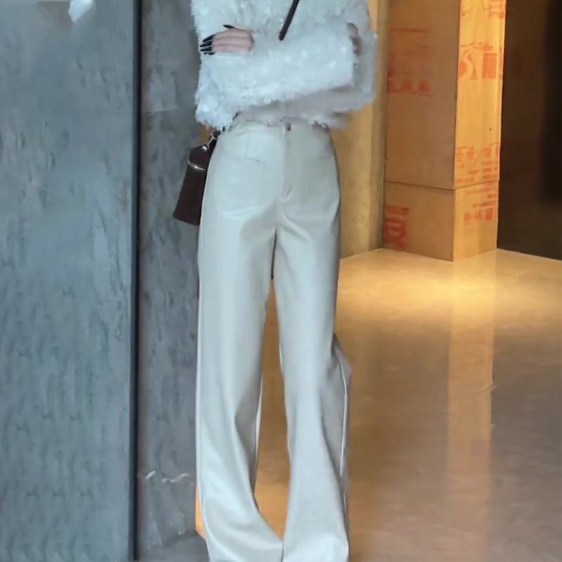 欧货高端定制米色大码阔腿pu皮裤