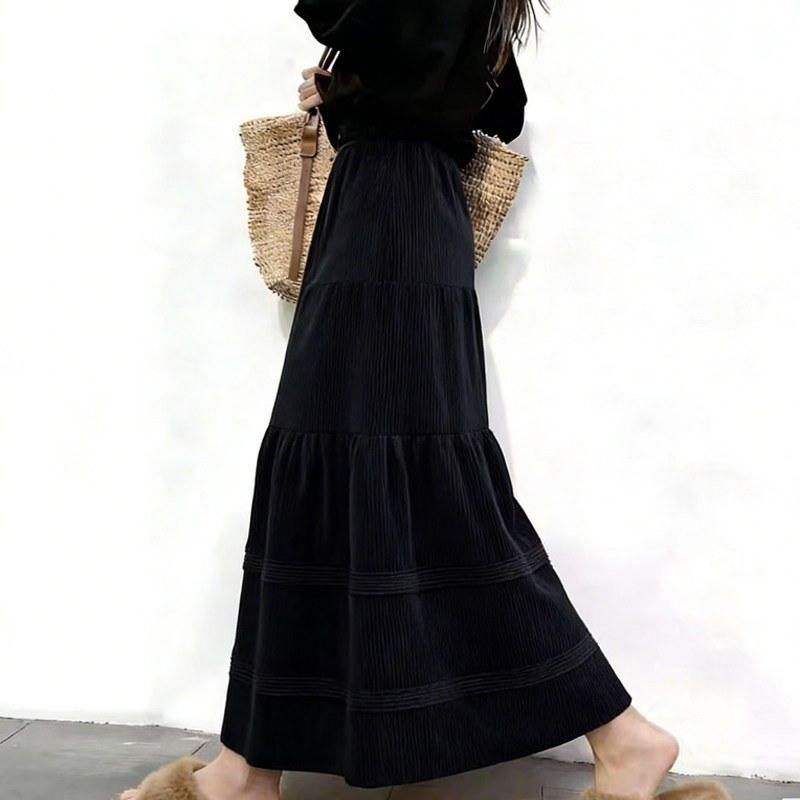 欧货高端定制黑色灯芯绒大码半身裙女2026早春新款减龄百搭大摆裙,女装/女士精品,大码半身裙,淘宝优惠券,粉丝福利购,淘宝优惠卷