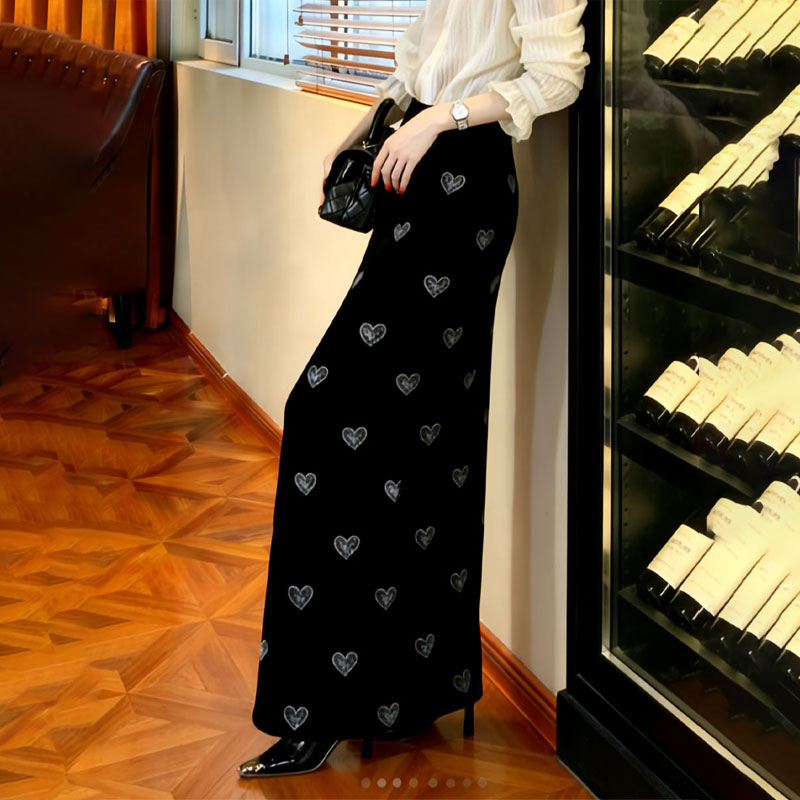 欧货黑色爱心印花大码半身裙女