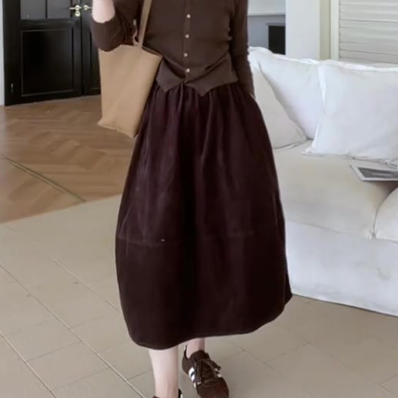 欧货高端棕色灯芯绒大码半身裙女