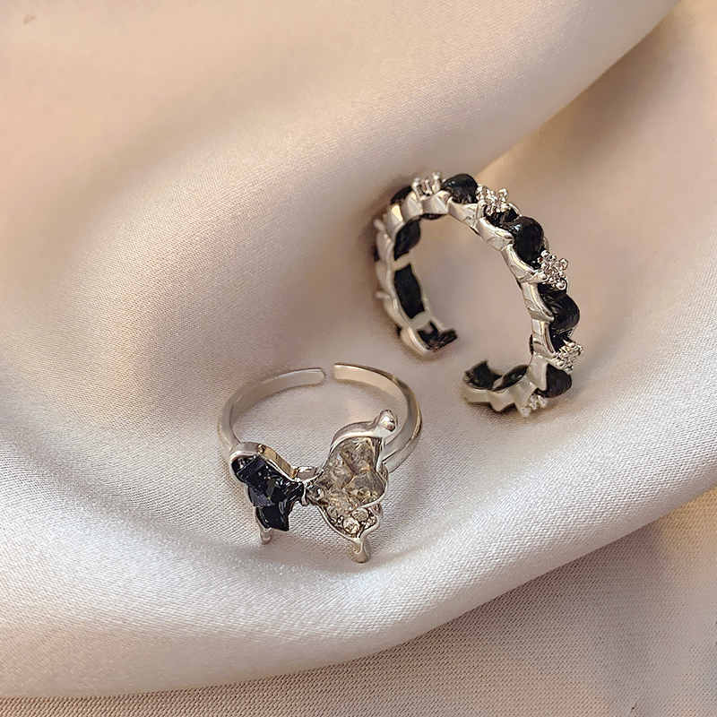 撞色蝴蝶锆石戒指女甜酷风小众个性指环2024新款爆款高级感食指戒