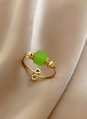 复古绿色开口戒指女2023年新款潮ins轻奢小众设计食指戒百搭指环