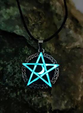 会发光的日月星辰项链学生潮流社会兄弟生日礼物夜光星星男士吊坠