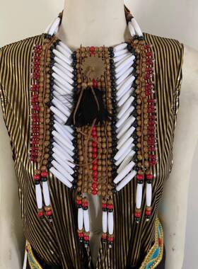 高质量纯手工厂家直供印第安风天然羽毛木珠项链配饰手工制作