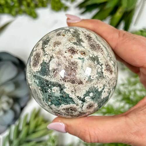 天然水晶绿樱花玛瑙水晶球原石打磨家居办公桌面摆件矿石绿植