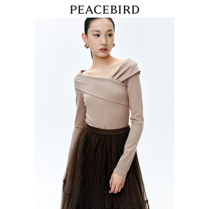 太平鸟女装微弹修身都市休闲纯色T恤A1CPE1526