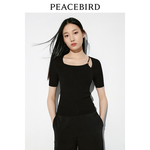 太平鸟黑色气质方领针织