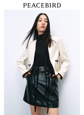 太平鸟女装春季品质时尚系带小香风外套A1BBE1242