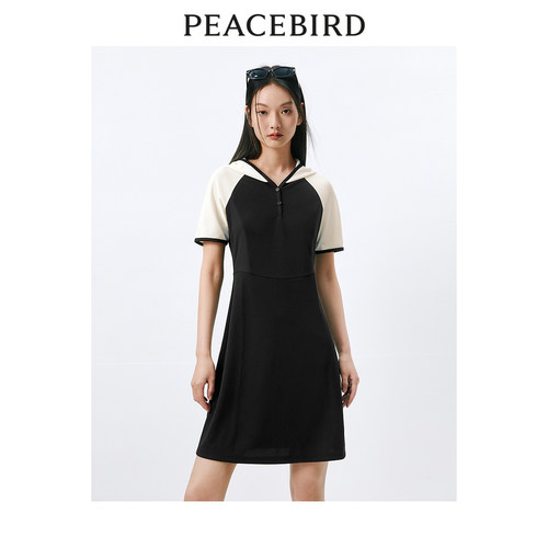 太平鸟女装撞色连帽连衣裙