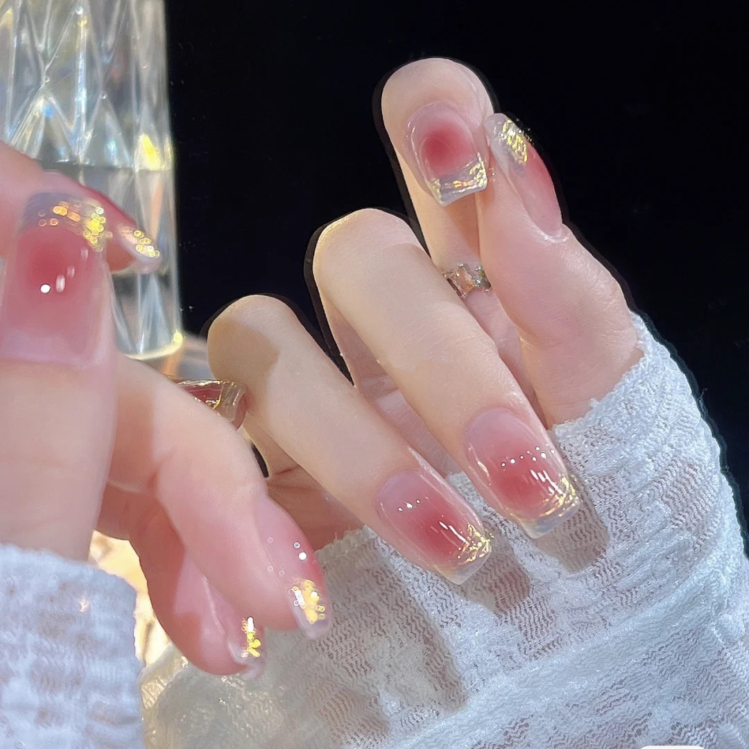 新款穿戴甲腮红晕染极光法式落日余晖显白美甲可拆卸假指甲贴片