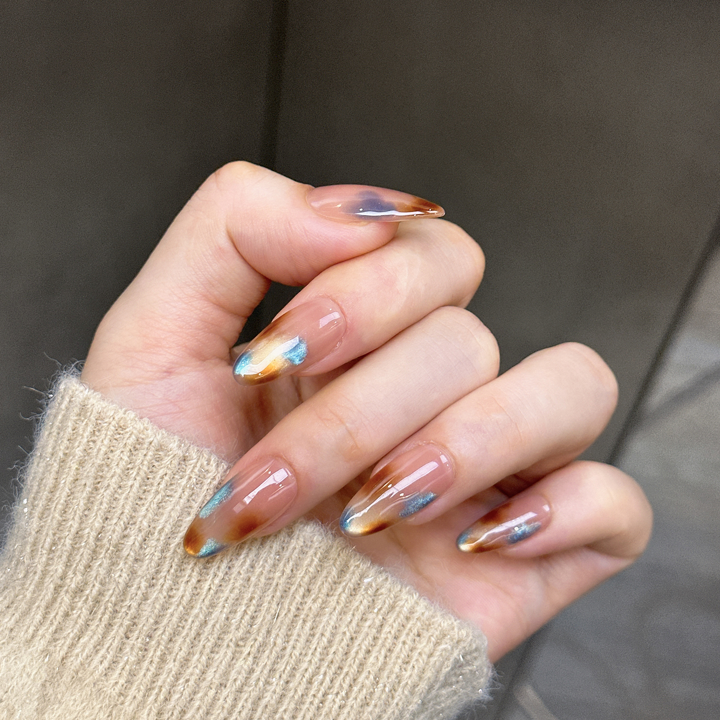 穿戴甲2025新款黄黑皮显白美甲贴片高级感孕妇小众中长款假指甲片