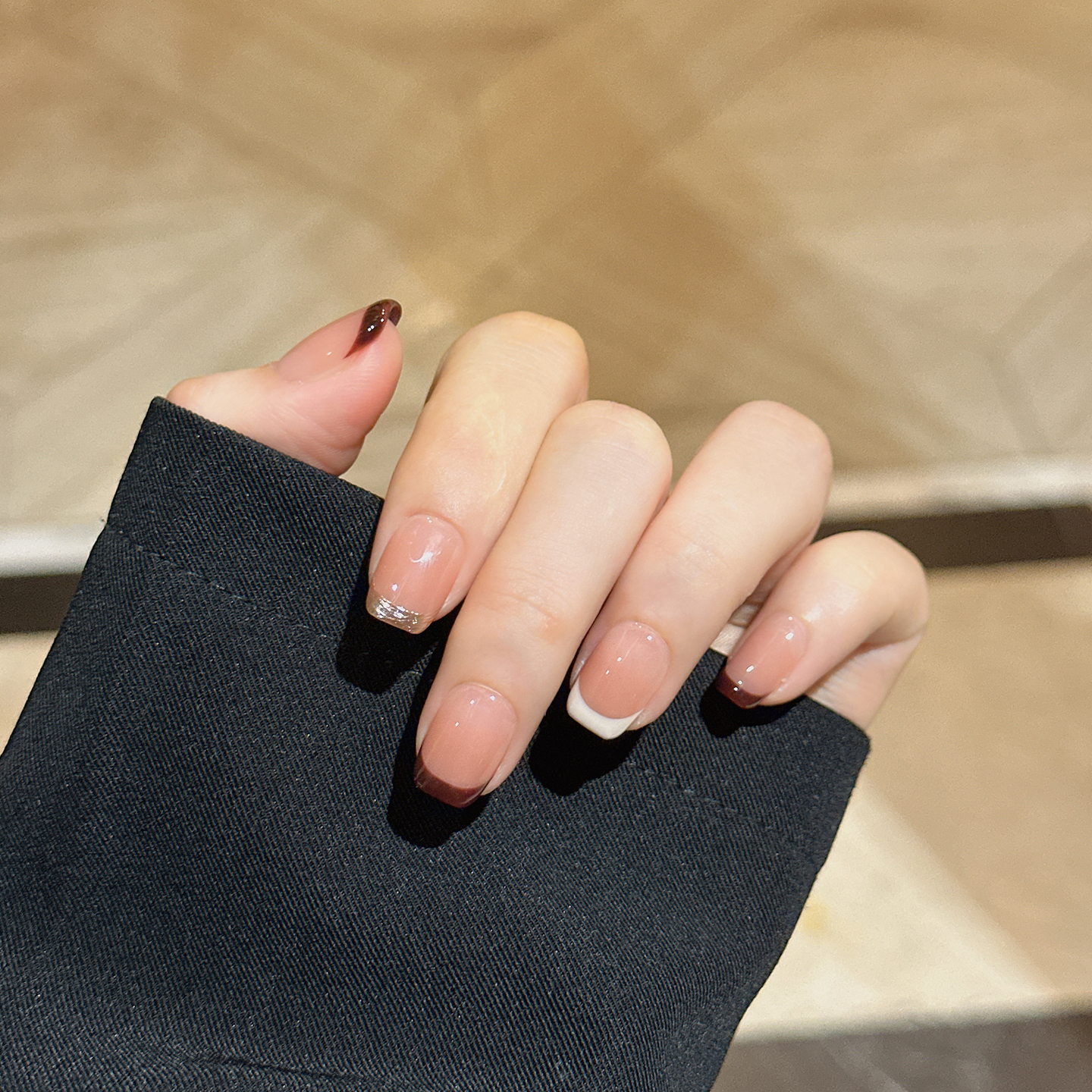 纯欲百搭新款秋冬法式显白简约短款美甲贴学生可拆卸纯手工穿戴甲