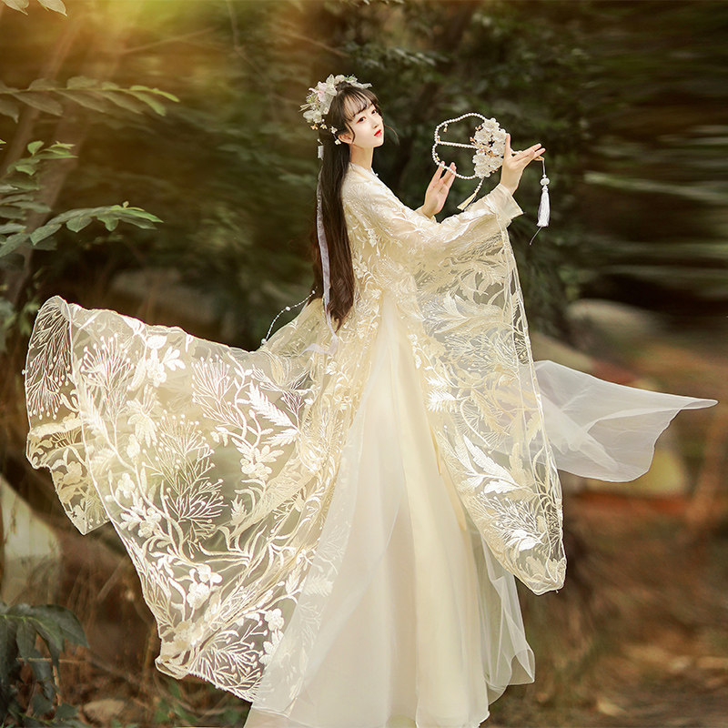 芳菲汉服女原创正品2021新款仙气魏晋制中国风改良超仙古装秋冬季