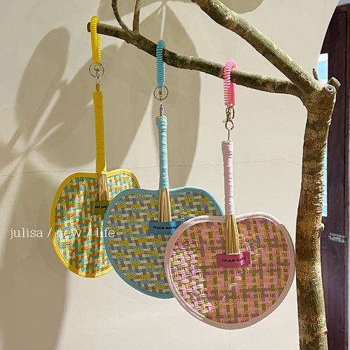 手工制作夏日五彩小蒲扇方便携带