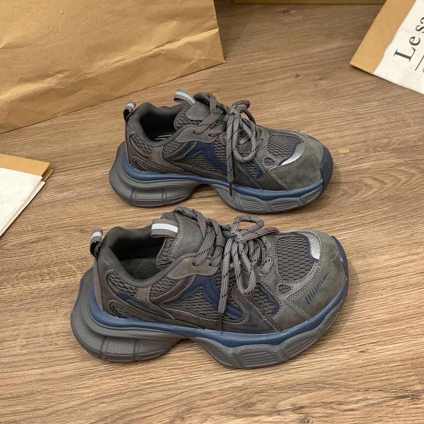 时尚歪头老爹鞋女真皮老前风