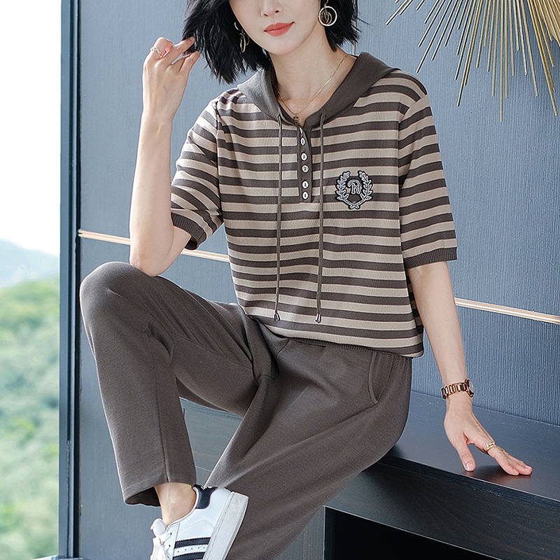 2025夏季条纹短袖冰丝卫衣休闲套装女洋气减龄薄运动服时尚两件套