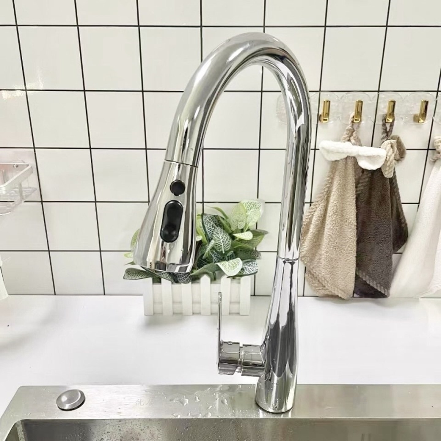 防溅龙头洗菜盆出水嘴配件水龙头专用抽拉式伸缩厨房增压花洒,家装主材,花洒/龙头阀芯,淘宝优惠券,粉丝福利购,淘宝优惠卷