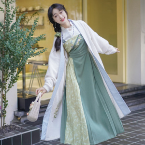 花朝记｜庭前栀｜秋冬日常汉服汉元素宋制针织对襟衫竖领衫连衣裙