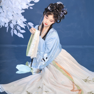 晋制汉服刺绣交领上襦十二破洒金交窬裙 花朝记典藏｜春山空