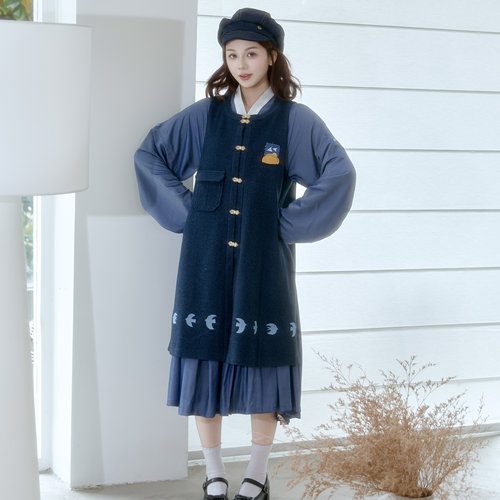 花朝记｜云上｜明制汉服元素圆领比甲毛呢绣花牛仔蓝日常休闲秋冬