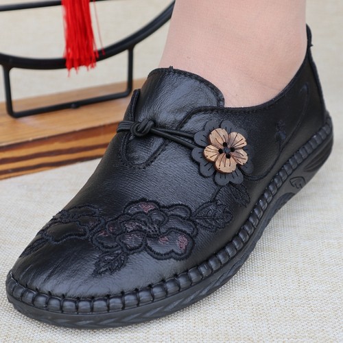 老北京布鞋软底软面绣花妈妈鞋