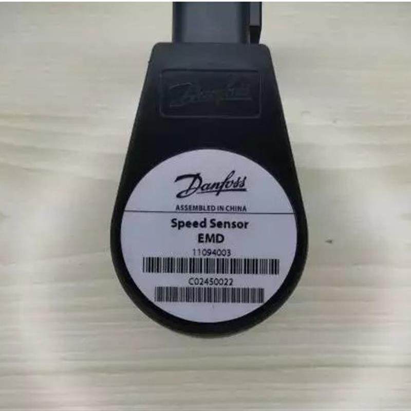 现货088015 10105470丹佛斯Danfoss控制器