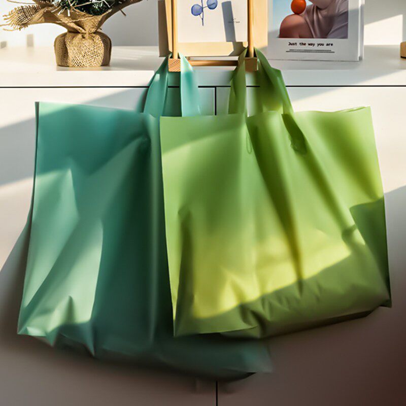 磨砂手提袋塑料购物袋服装店多巴胺系列包装袋批发高级礼品袋Y267