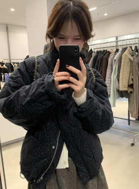 一善设计复古风绗缝立领宽松保暖羽绒服外套XE8313F857