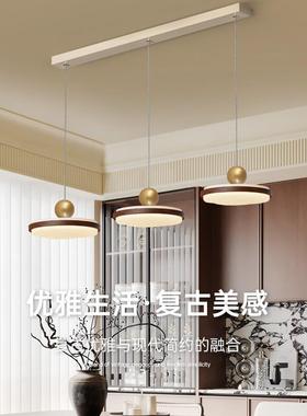 The chandeliers of the chandeliers of the 2025 walnuts, the