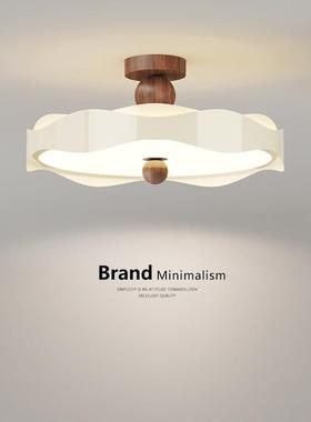 The French medium-winded bedroom chandelier with the cream w