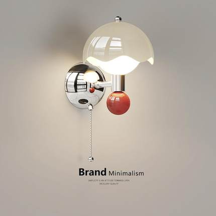 Pull the wires off the old bed headlights, 2025, the new Fre