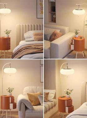 A new French cream windshields-down-landlight 2025, high-sen