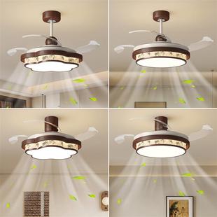 the new chandelier Restaurant Invisible The Chinese