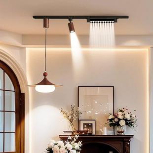 styl French new restaurant Guenji the chandelier The