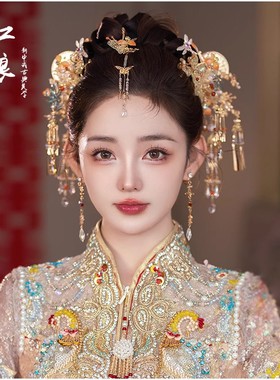 新中式新娘头饰秀禾服黄色闪粉花步摇凤冠减龄大气发饰结婚礼配饰