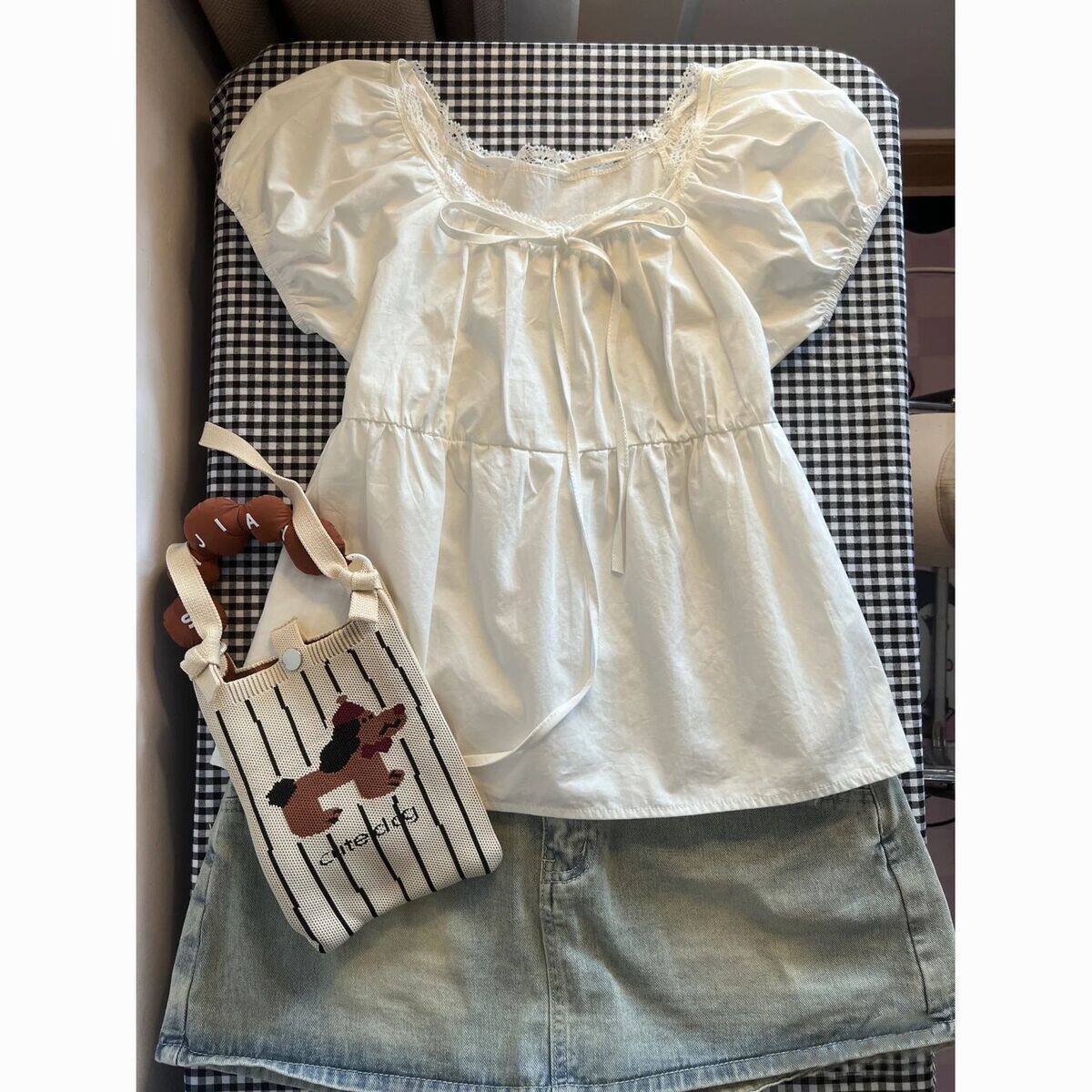 thumbnail for French Sweet Lace Doll Short Sleeve Shirt Women's Summer Design New Versatile Slimming Bubble Square Neck Top