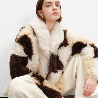 DESERTO 小野家进口复古棋盘格托斯卡纳皮毛一体外套女丨棋盘油画