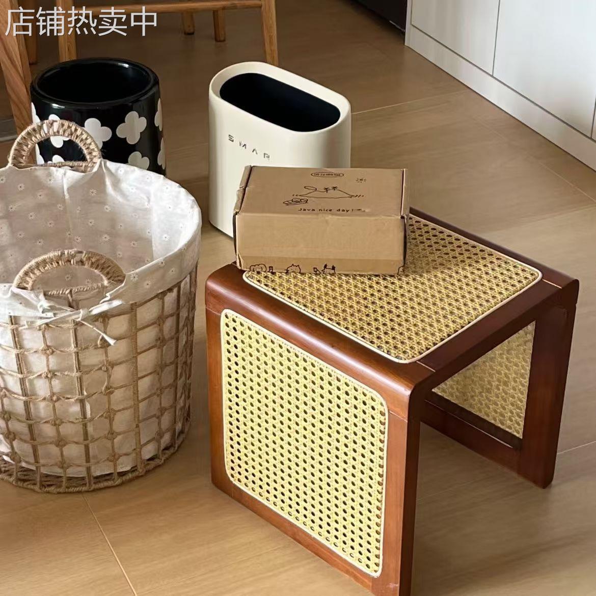 日式实木藤编方凳沙发床头柜换鞋凳子北欧收纳轻奢客厅简约方形