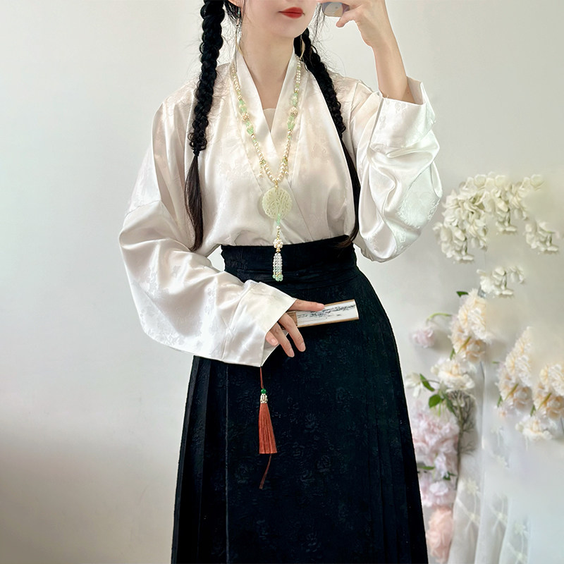 妃亦坊原创汉服女交领暗纹飞机袖纯色马面裙改良汉元素日常春夏款