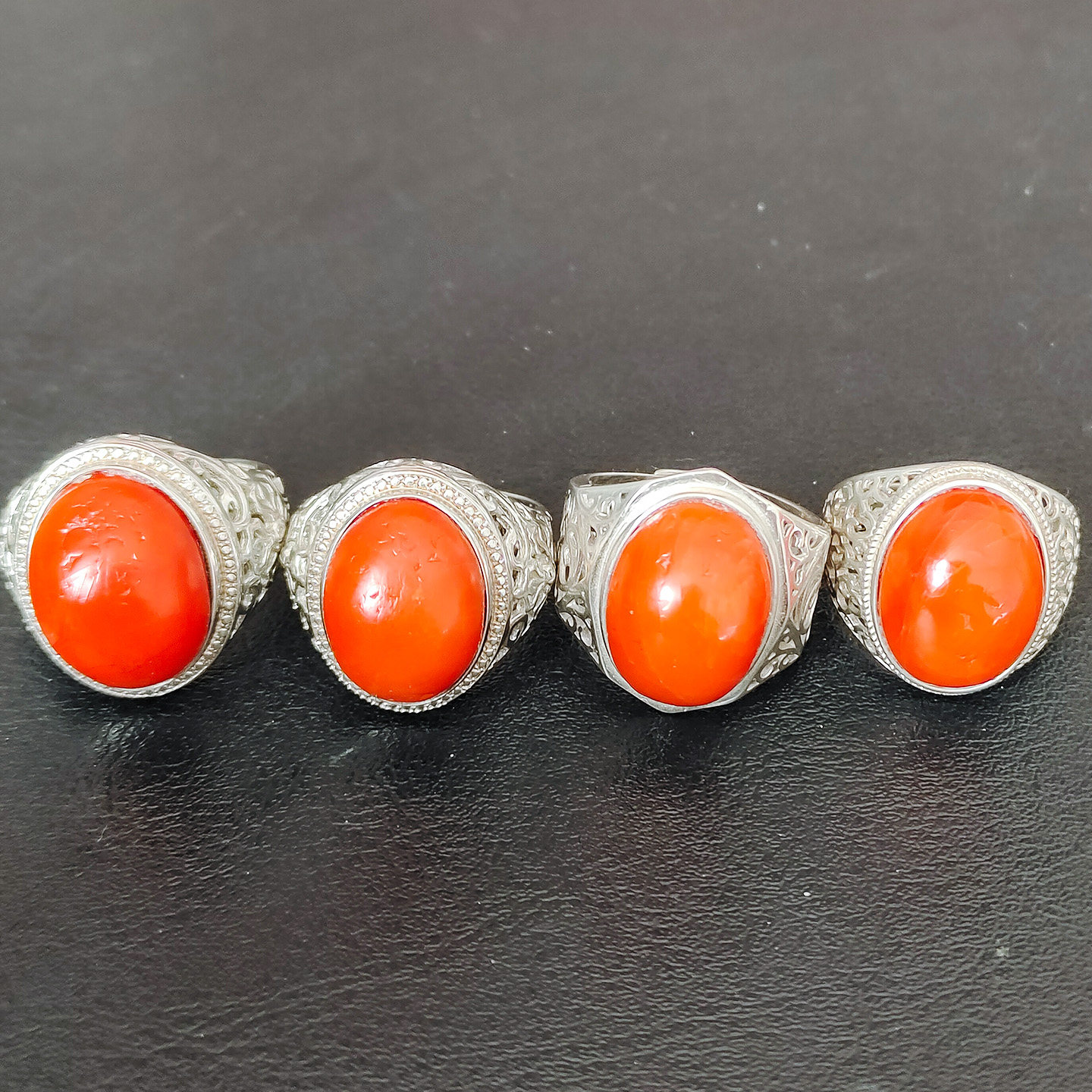 藏传天然原矿老甘南红戒指收藏级满色满肉开口S925银扳指一物一证