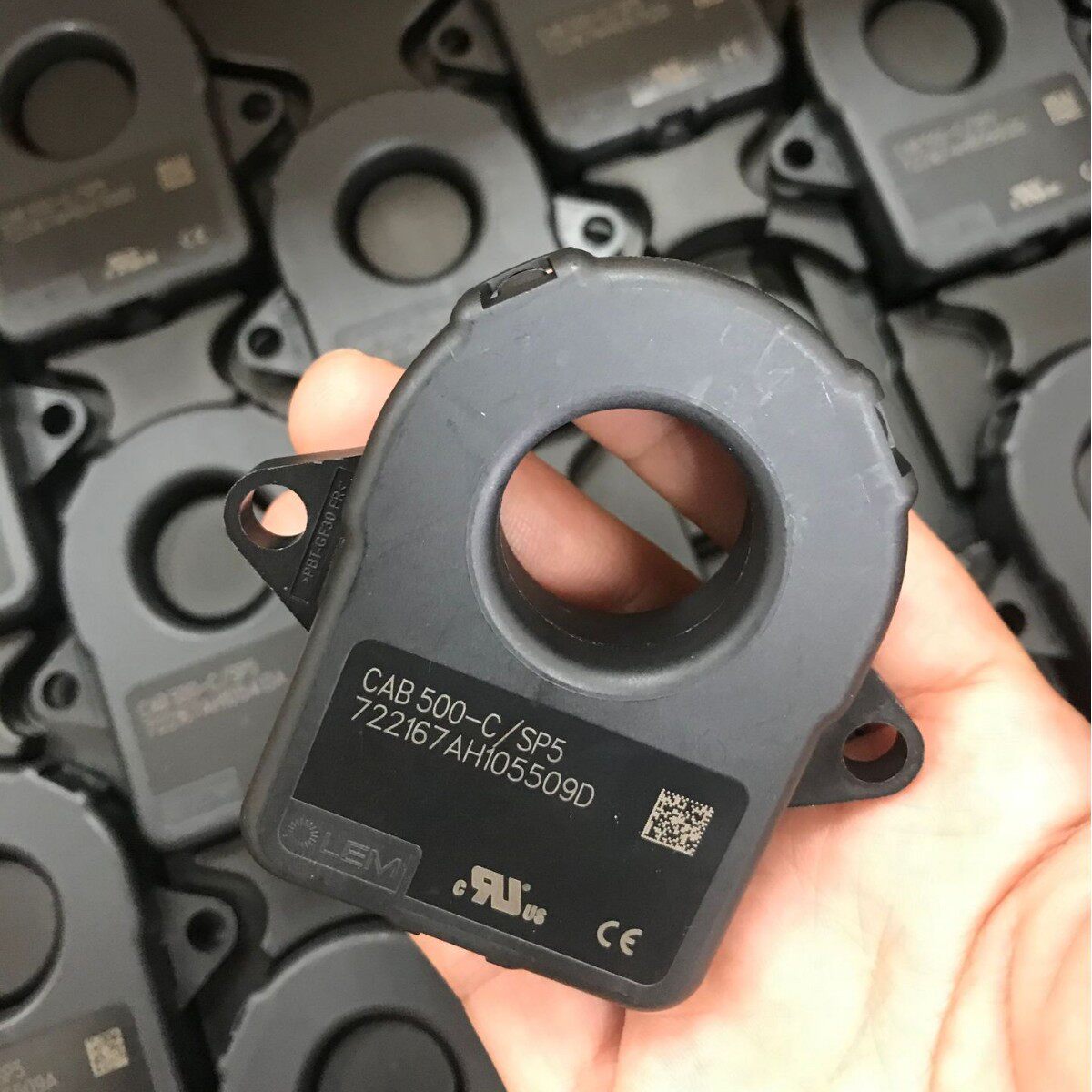 CAB500-C/SP5霍尔汽车电流传感器LEM莱姆现货500A