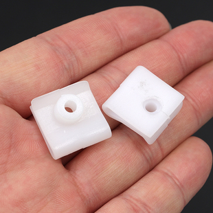 汽车固定底座自攻螺丝底座牌照底座挡泥板保险杠叶子板灯座卡扣