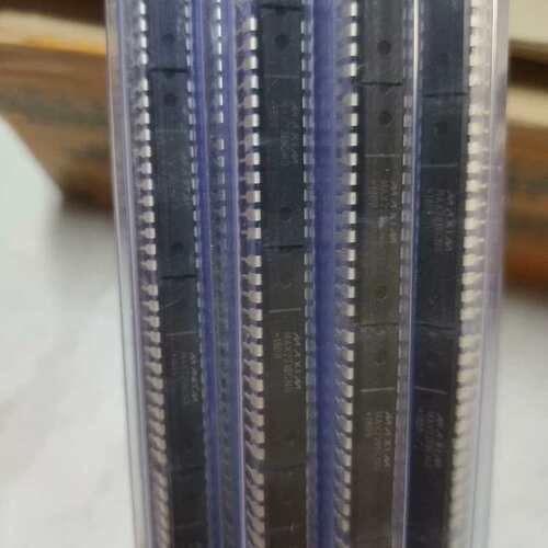 议价大芯片?MAX7219CNG? 直插 DIP-24 显示