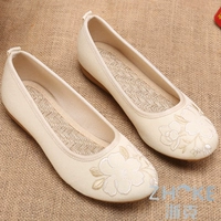 Туфли из старой пекинской ткани в китайском стиле с вышивкой...