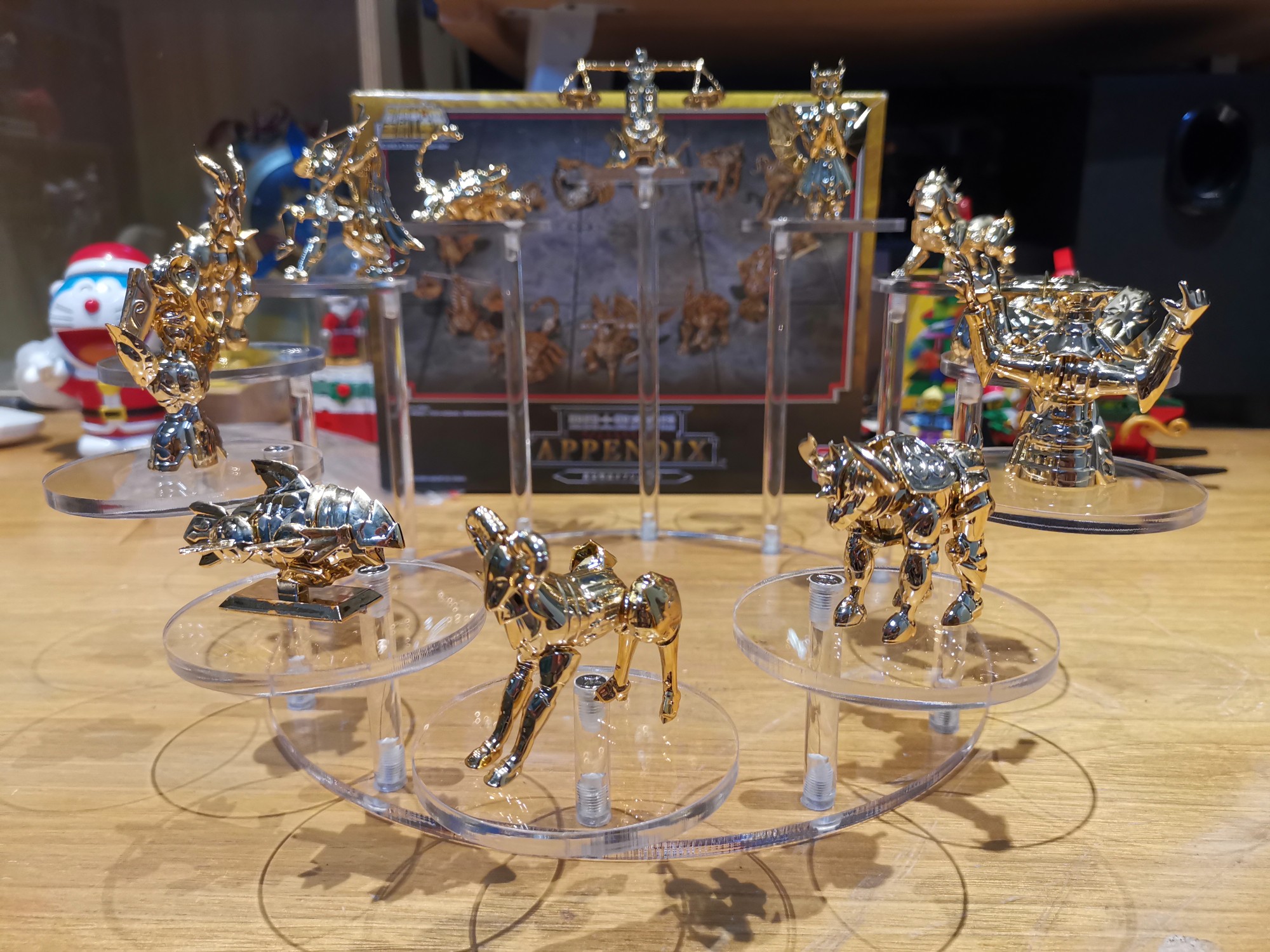 圣斗士星矢包邮12黄金小圣衣模型圣衣神话摆件蛋糕场景装饰品在类目 模玩/动漫/周边/cos/桌游, 高达/机甲模型/机器人/变形类, 圣斗士星矢模型专区中 - 来自Buy2taobao.com提供专业的淘宝代购服务
