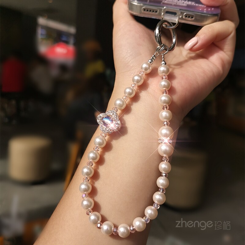 时尚珍珠链ins小香风串珠链饰短款旅游电话套壳挂绳新品