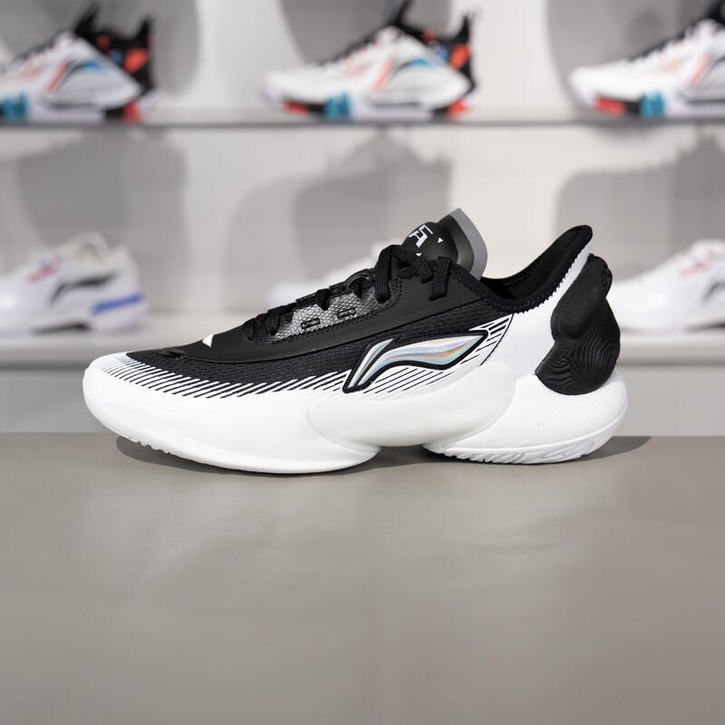 李宁2024秋季新品驭帅18 V2 男子支撑稳定篮球专业比赛鞋ABAU025