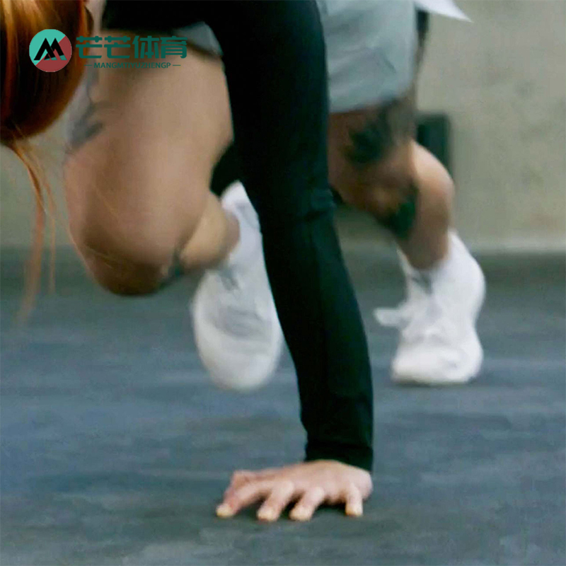 Adidas/阿迪达斯女士综合训练鞋